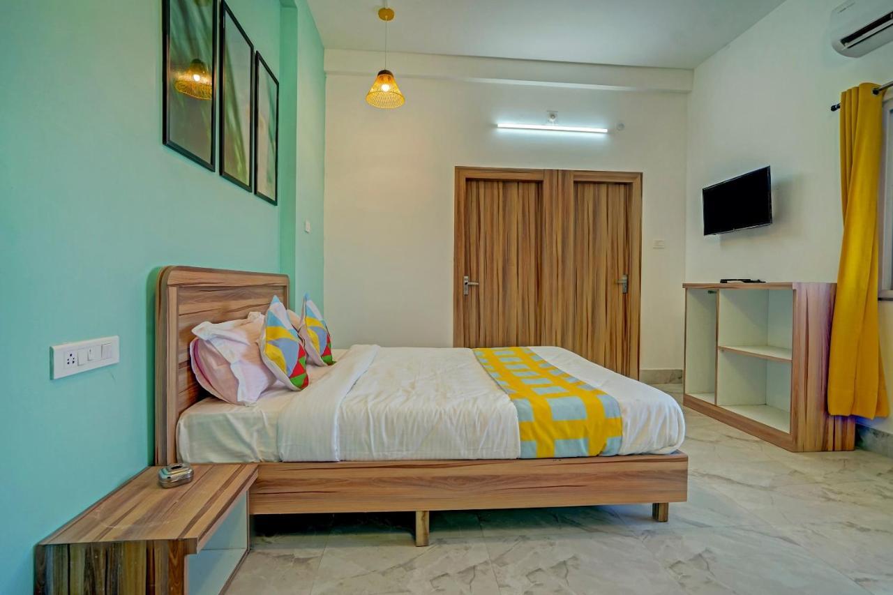 Oyo 79233 Hotel Hive Stays Kochi Εξωτερικό φωτογραφία